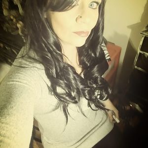 Meet your Posher, Tia